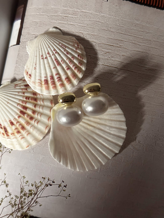 Stud la Perla